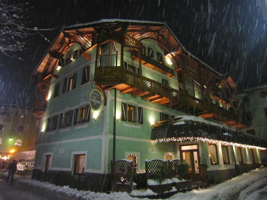 Hotel Alpina Pinzolo Exterior photo